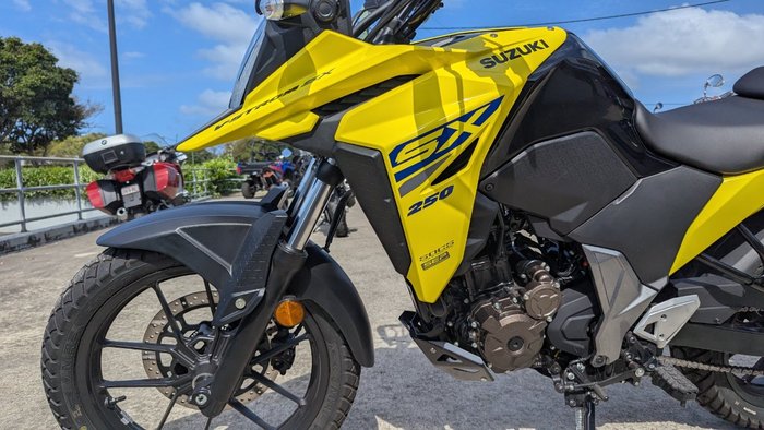 2025 Suzuki V-STROM 250SX (DS250RL) Yellow