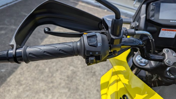2025 Suzuki V-STROM 250SX (DS250RL) Yellow