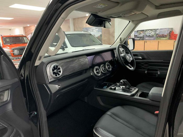2025 GWM Tank 300 Ultra P01 4X4 On Demand Crystal Black