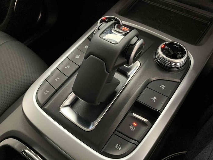 2025 GWM Tank 300 Ultra P01 4X4 On Demand Crystal Black