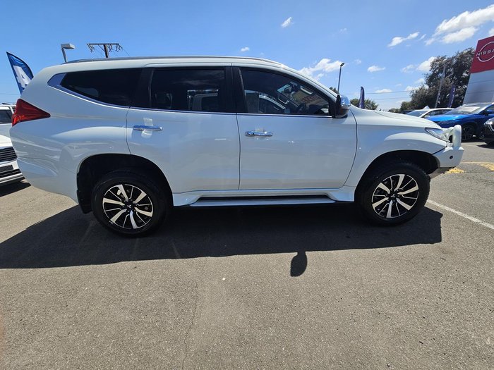 2018 Mitsubishi Pajero Sport GLS