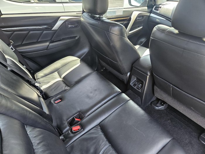 2018 Mitsubishi Pajero Sport GLS