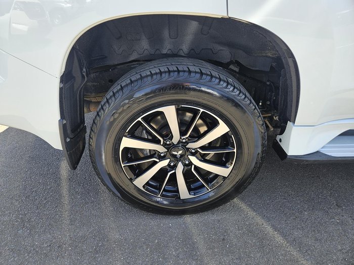 2018 Mitsubishi Pajero Sport GLS