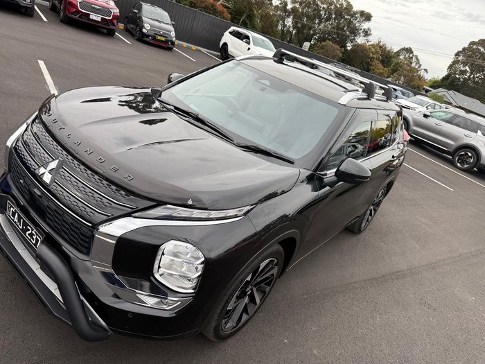 2022 Mitsubishi Outlander Exceed Tourer