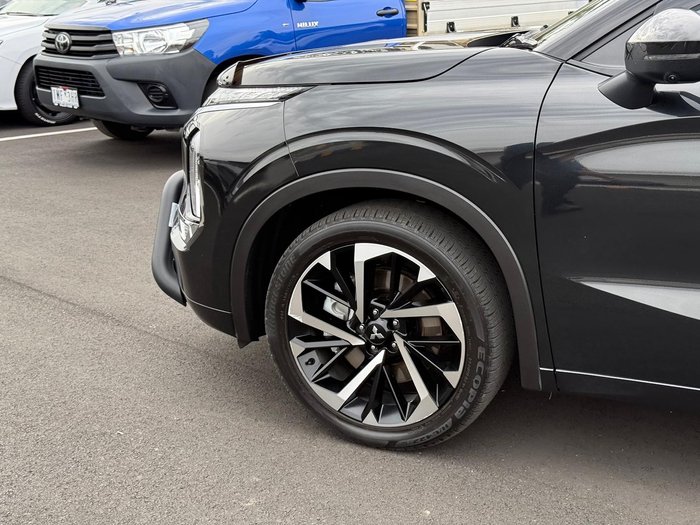 2022 Mitsubishi Outlander Exceed Tourer