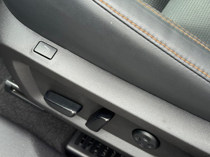 2022 Mitsubishi Outlander Exceed Tourer