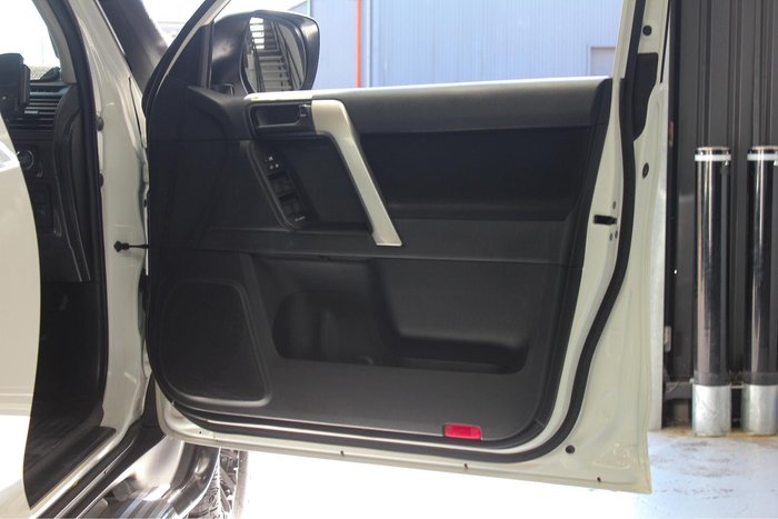 2023 Toyota Landcruiser Prado GX GDJ150R 4X4 Dual Range Glacier White