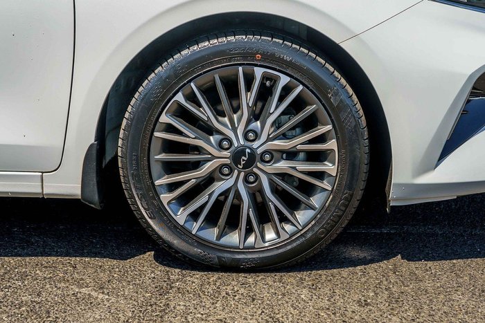 2022 Kia Cerato Sport+