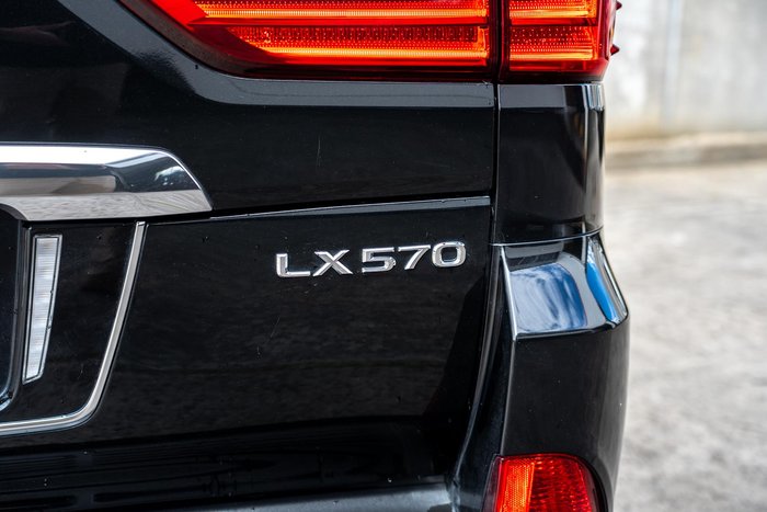 2021 Lexus LX 570