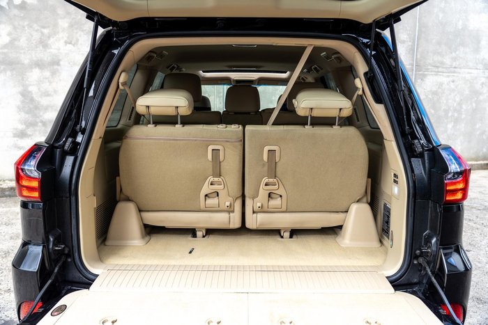 2021 Lexus LX 570