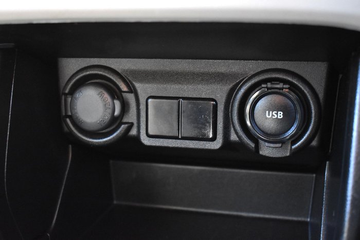 2024 Suzuki Swift Hybrid UZ Pure White