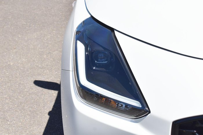2024 Suzuki Swift Hybrid UZ Pure White