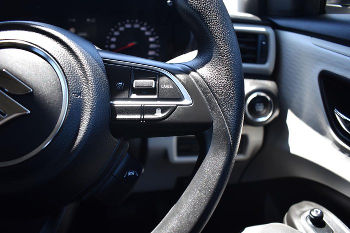 2024 Suzuki Swift Hybrid UZ Pure White