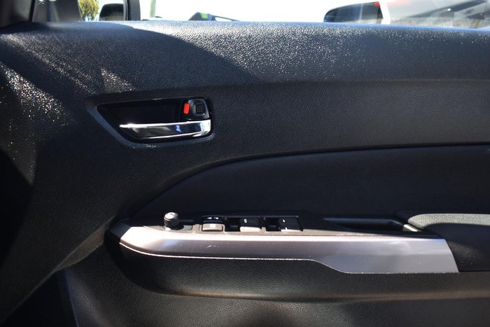 2023 Suzuki Vitara LY Series II Cool White