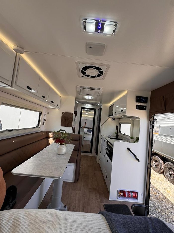 2025 JB Caravans Gator X 18' Family Bunk