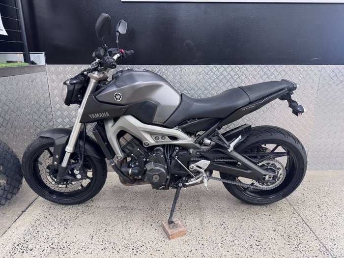 2015 Yamaha MT-09 Grey