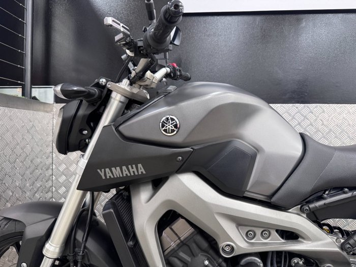 2015 Yamaha MT-09 Grey