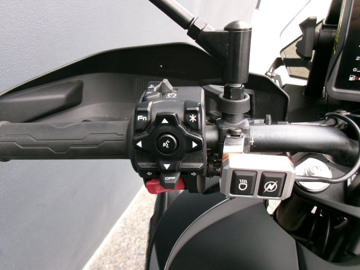 2023 CF MOTO 800MT LIMITED EDITION Black