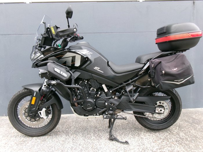 2023 CF MOTO 800MT LIMITED EDITION Black