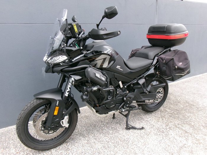 2023 CF MOTO 800MT LIMITED EDITION Black