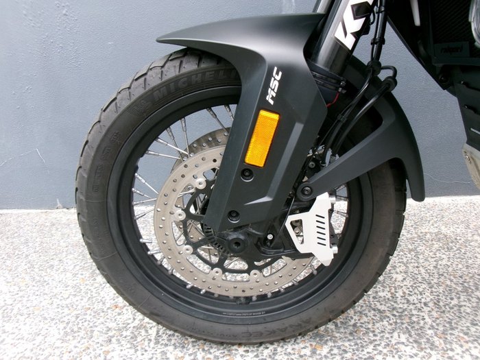 2023 CF MOTO 800MT LIMITED EDITION Black