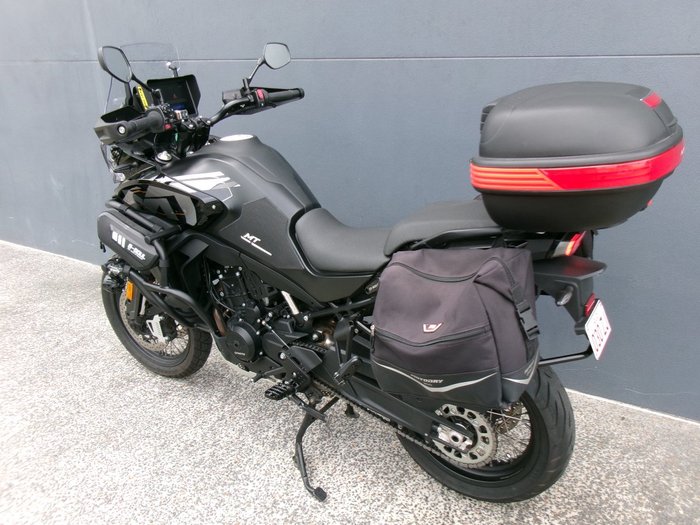 2023 CF MOTO 800MT LIMITED EDITION Black