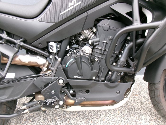 2023 CF MOTO 800MT LIMITED EDITION Black