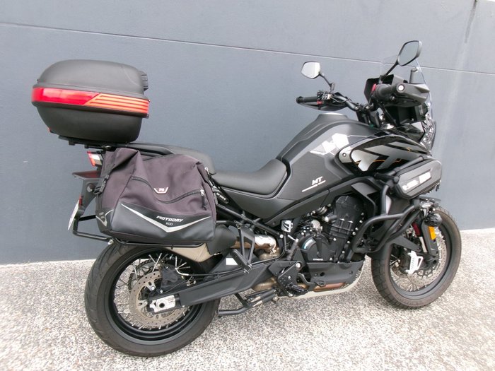 2023 CF MOTO 800MT LIMITED EDITION Black