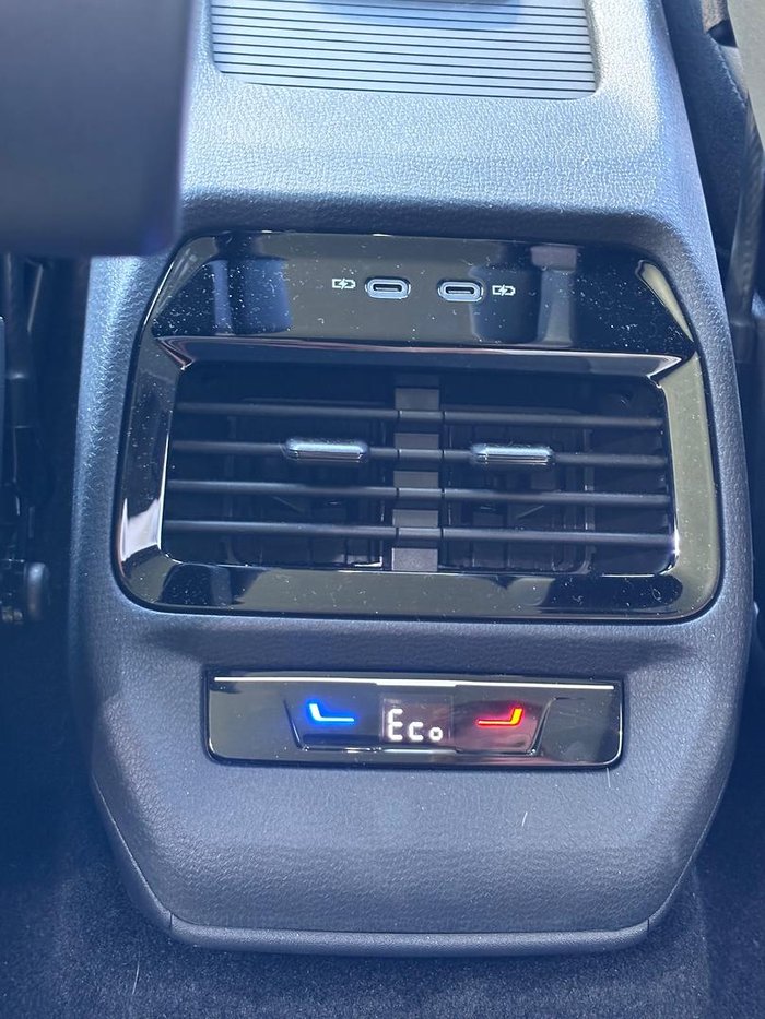 2024 Volkswagen ID.4 Pro