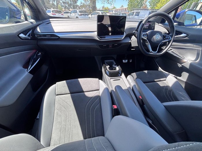 2024 Volkswagen ID.4 Pro