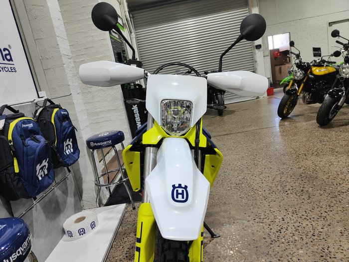 2024 HUSQVARNA 701 ENDURO OFF ROAD WHITE