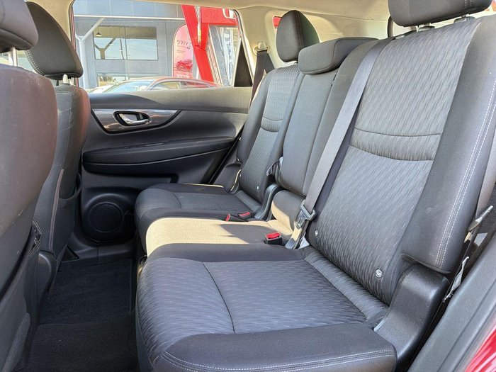 2018 Nissan X-TRAIL ST