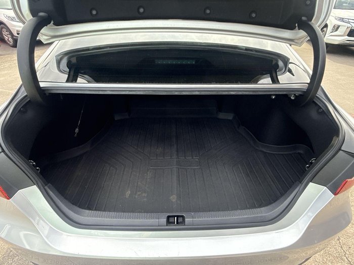 2019 Toyota Camry Ascent