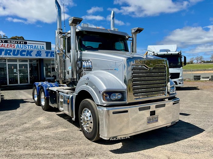 2023 Mack Superlinerb Clxt Only 160000 Klm 110 Rt $254500+Gst MACK SUPERLINER 110RT