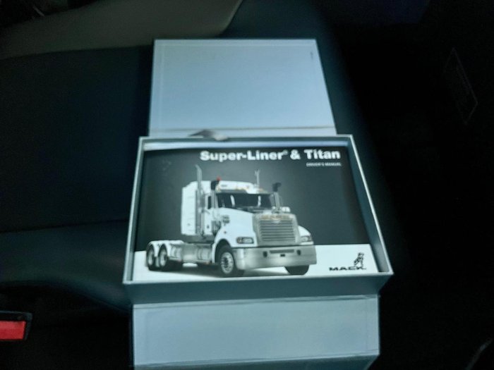 2023 Mack Superlinerb Clxt Only 160000 Klm 110 Rt $254500+Gst MACK SUPERLINER 110RT