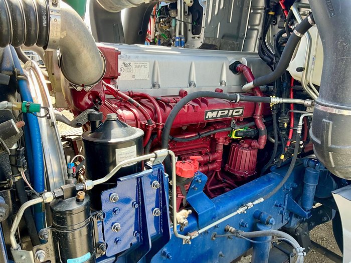 2023 Mack Superlinerb Clxt Only 160000 Klm 110 Rt $254500+Gst MACK SUPERLINER 110RT