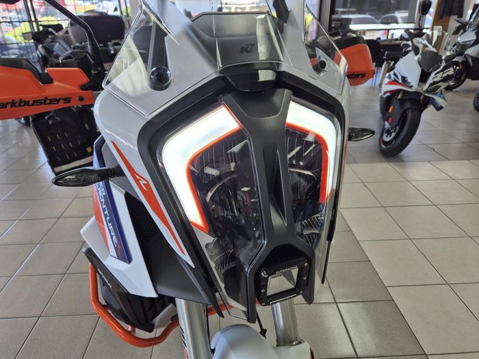 2022 KTM 1290 Super Adventure R Super Adventure White