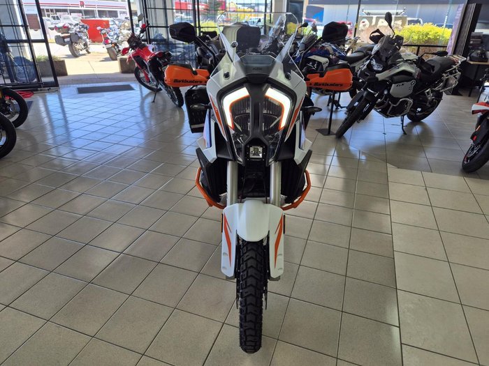 2022 KTM 1290 Super Adventure R Super Adventure White