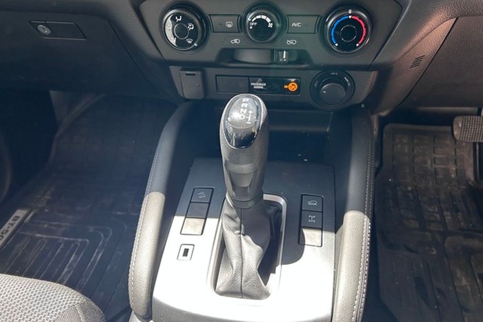 2025 Mazda BT-50 XT TF 4X4 Dual Range Ice White