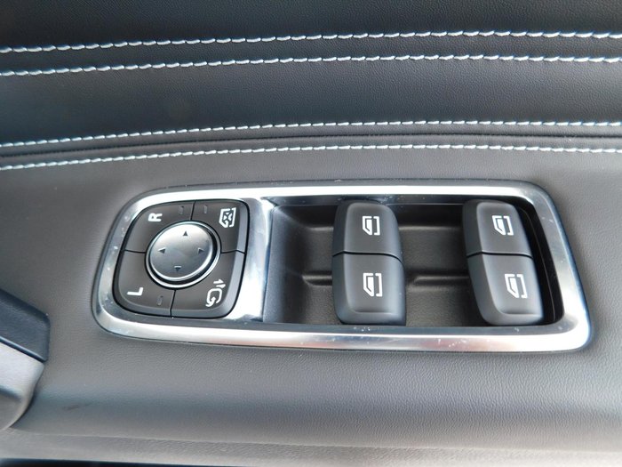 2025 LDV D90 Executive