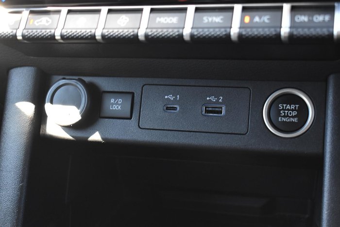 2024 Mitsubishi Triton GSR MV MY25 4X4 Dual Range White Diamond