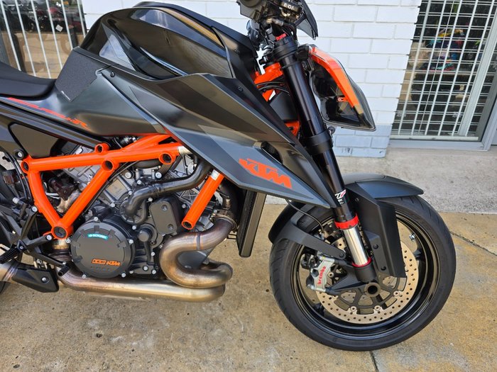 2021 Ktm 1290 SUPER DUKE R Black