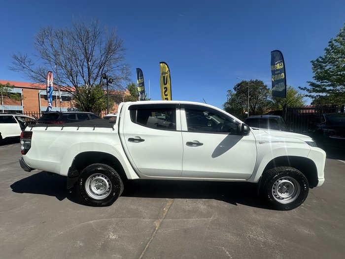 2020 Mitsubishi Triton GLX ADAS