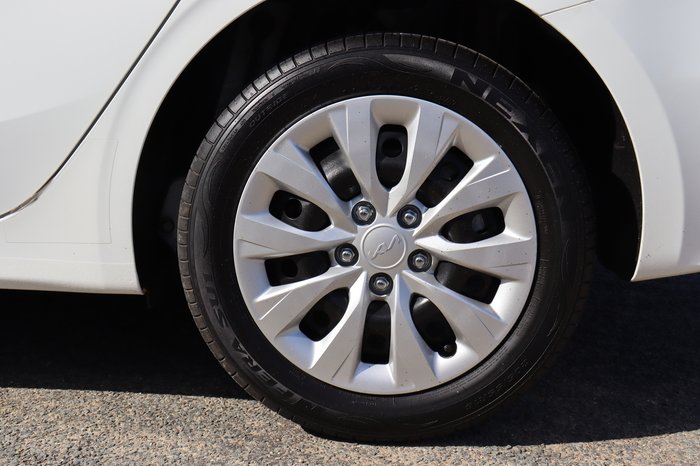 2022 Kia Cerato S