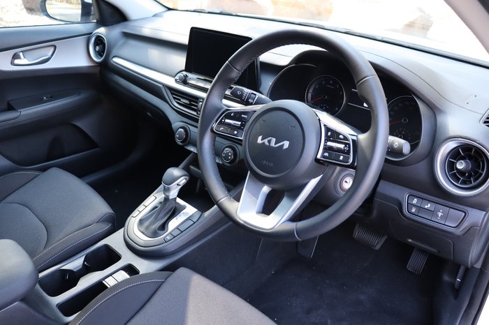 2022 Kia Cerato S
