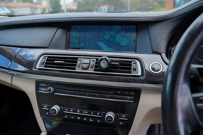 2010 BMW 7 Series 740Li F02 MY10 Black Sapphire