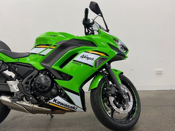 2025 Kawasaki NINJA 650 Green