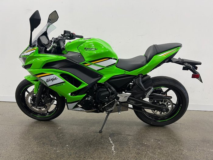 2025 Kawasaki NINJA 650 Green