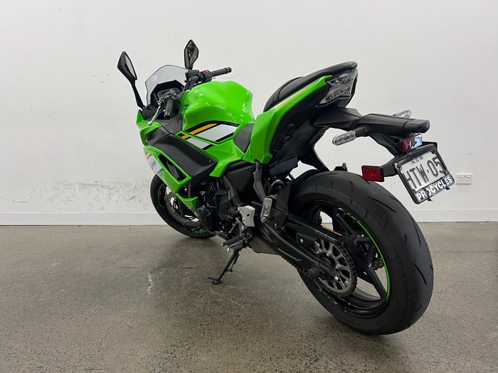 2025 Kawasaki NINJA 650 Green