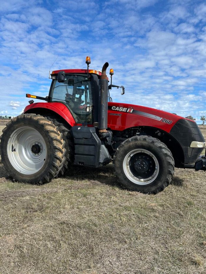 2012 CASE IH Magnum 260